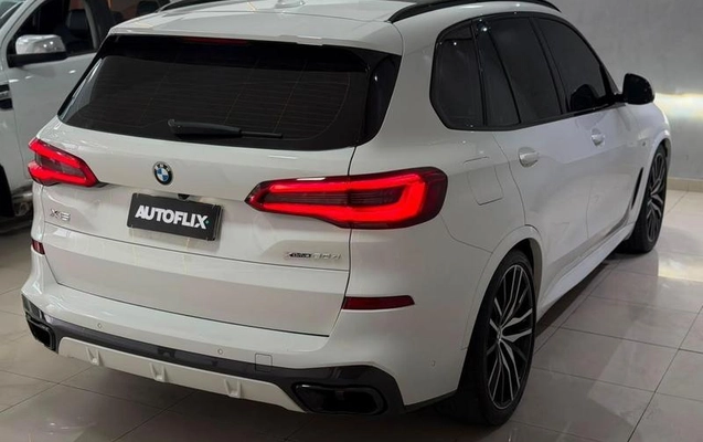 imagem-https://www.socarrao.com.br/sc-vehicle-images-prod/4394374/1792440767211-8585766_10_B_8cd78c37ad.jpeg