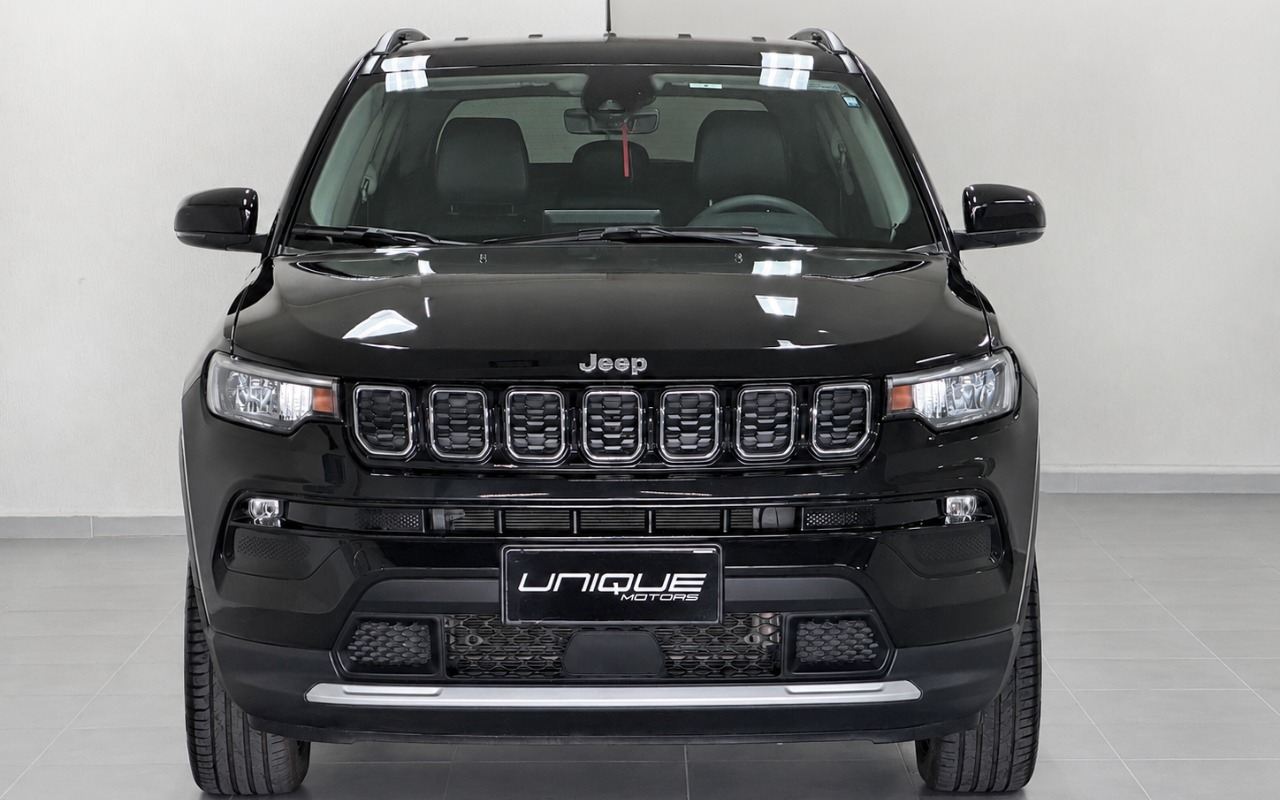 imagem-https://www.socarrao.com.br/sc-vehicle-images-prod/4394390/1792440872177-aW1hZ2UwMDAwMy5wbmc.png