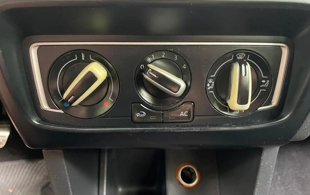 imagem-https://www.socarrao.com.br/sc-vehicle-images-prod/4394434/1792441094297-8584373_2_B_6dc8e0b590.jpeg