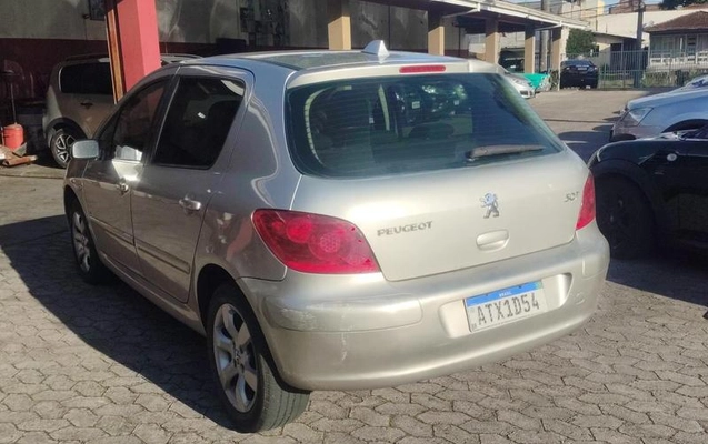 imagem-https://www.socarrao.com.br/sc-vehicle-images-prod/4394463/1792520501496-8585799_8_B_8673b4fec5.jpeg