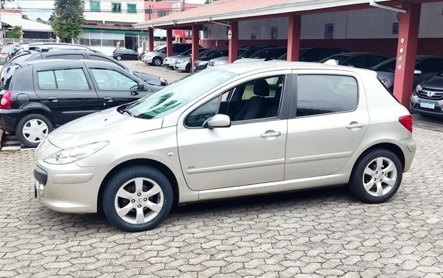 imagem-https://www.socarrao.com.br/sc-vehicle-images-prod/4394463/1792772912972-8585799_8_B_d8f5656720.jpeg
