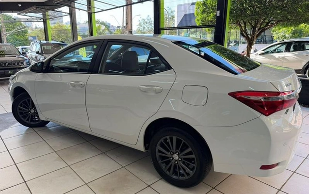 imagem-https://www.socarrao.com.br/sc-vehicle-images-prod/4394475/1792441474600-8527683_2_B_a9ebc673fd.jpeg