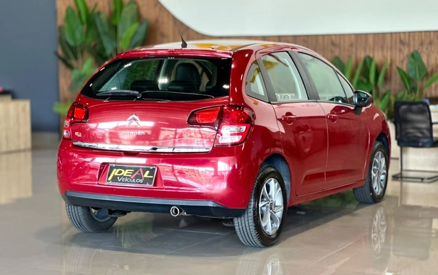 imagem-https://www.socarrao.com.br/sc-vehicle-images-prod/4394490/1792441502130-c67a8e2d2a4f4b748a0a395541144b0a_1792441392087.jpg