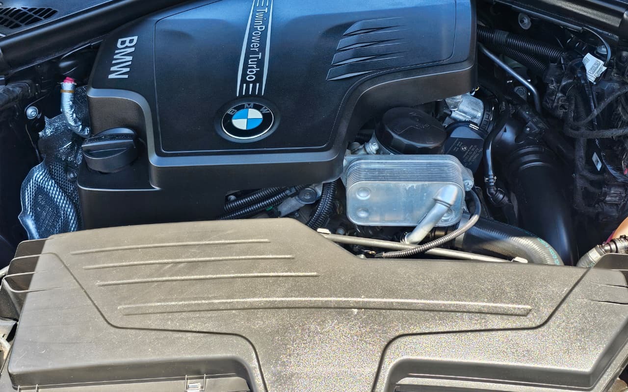 imagem-https://www.socarrao.com.br/sc-vehicle-images-prod/4394530/1792441740449-V2hhdHNBcHAgSW1hZ2UgMjAyNi0xMC0xOSBhdCA1LjI0LjExIFBNLmpwZWc.jpeg