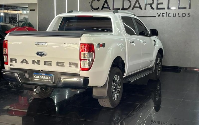 imagem-https://www.socarrao.com.br/sc-vehicle-images-prod/4394531/1792597381997-8584879_1_B_0648202646.jpeg