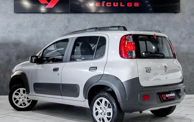 imagem-https://www.socarrao.com.br/sc-vehicle-images-prod/4394622/1792442199903-8578925_11_B_291a49b70b.jpeg