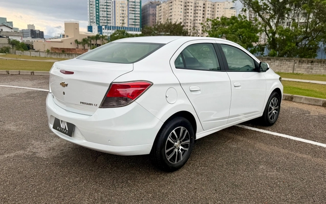 imagem-https://www.socarrao.com.br/sc-vehicle-images-prod/4394639/1792442235592-0ba80a74d39044d4ba796c4a8455eaf8_1792441704847.jpg
