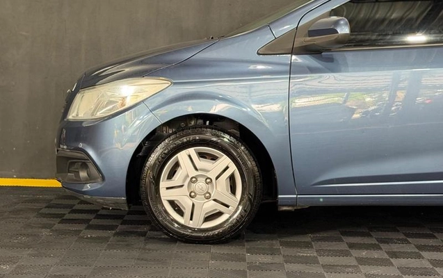 imagem-https://www.socarrao.com.br/sc-vehicle-images-prod/4394722/1792442414776-8541242_13_B_4d2ce24732.jpeg
