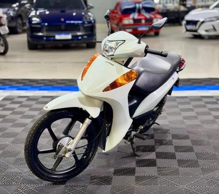 imagem-https://www.socarrao.com.br/sc-vehicle-images-prod/4394730/1792443249428-8483830_0_B_5d39fb8990.jpeg
