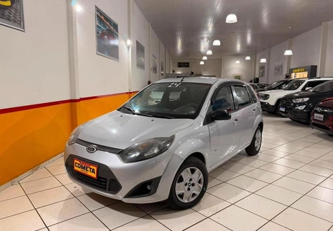 Ford Fiesta 2014 Prata — foto 1 de 3