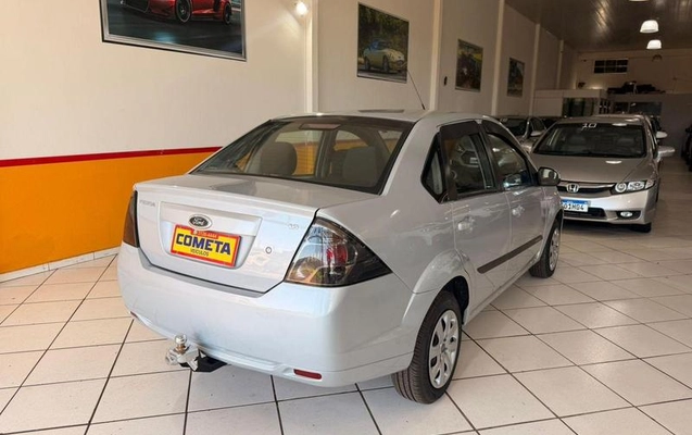 imagem-https://www.socarrao.com.br/sc-vehicle-images-prod/4394735/1792442482468-7962674_8_B_353f75f37a.jpeg