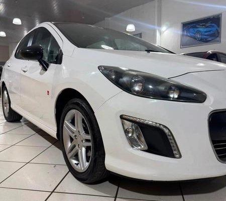 imagem-https://www.socarrao.com.br/sc-vehicle-images-prod/4394736/1792442483515-8118321_7_B_87f3ac2d82.jpeg