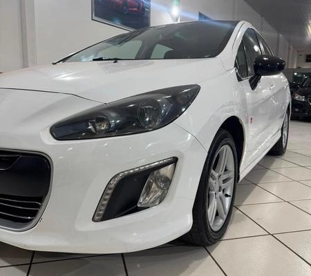 imagem-https://www.socarrao.com.br/sc-vehicle-images-prod/4394736/1792442483522-8118321_12_B_9e5360a504.jpeg