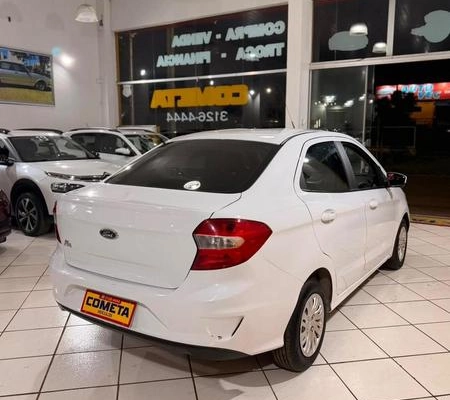 imagem-https://www.socarrao.com.br/sc-vehicle-images-prod/4394737/1792442484492-8145089_7_B_70972cf68a.jpeg