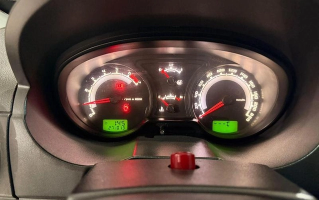 imagem-https://www.socarrao.com.br/sc-vehicle-images-prod/4394745/1792442488966-8216056_14_B_ae56f14380.jpeg