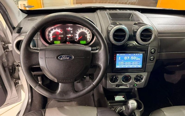 imagem-https://www.socarrao.com.br/sc-vehicle-images-prod/4394745/1792442488970-8216056_16_B_8d8312080d.jpeg