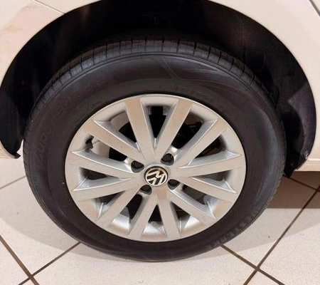 imagem-https://www.socarrao.com.br/sc-vehicle-images-prod/4394749/1792442491911-8246520_13_B_2973e0409d.jpeg