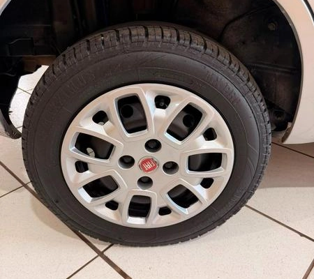 imagem-https://www.socarrao.com.br/sc-vehicle-images-prod/4394750/1792442492939-8248480_12_B_7687c40354.jpeg