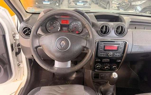 imagem-https://www.socarrao.com.br/sc-vehicle-images-prod/4394756/1792442495784-8315035_27_B_3e4126a80c.jpeg