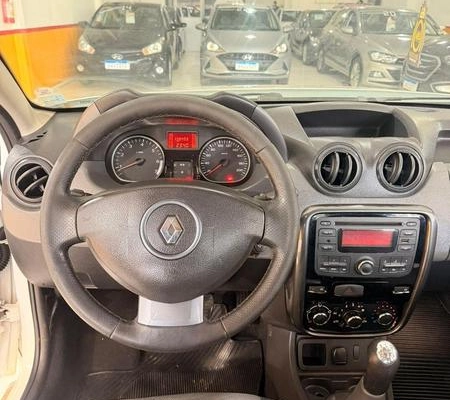 imagem-https://www.socarrao.com.br/sc-vehicle-images-prod/4394756/1792442495784-8315035_29_B_073c85d4af.jpeg