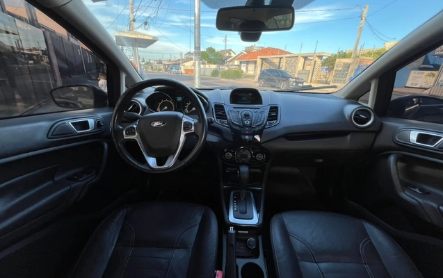 imagem-https://www.socarrao.com.br/sc-vehicle-images-prod/4394834/1792442555977-2_054143.jpg