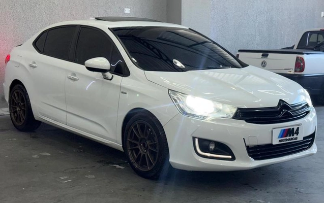 imagem-https://www.socarrao.com.br/sc-vehicle-images-prod/4394846/1792443700510-8585841_0_B_d4866149bc.jpeg