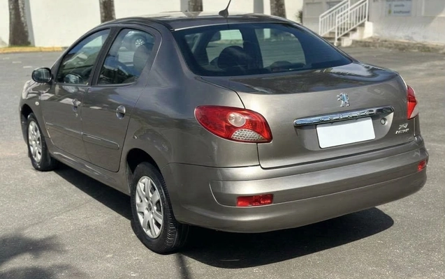 imagem-https://www.socarrao.com.br/sc-vehicle-images-prod/4394916/1792442777304-003_0a645a8cec8c97fdbc08e41da8b2929f.jpg