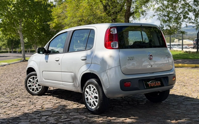 imagem-https://www.socarrao.com.br/sc-vehicle-images-prod/4394949/1792611570536-28d0ff25-0918-4fad-8d21-f412f5b82f26.jpg