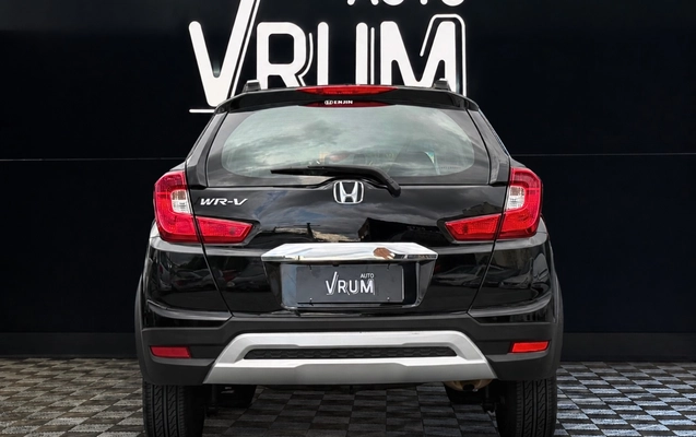 imagem-https://www.socarrao.com.br/sc-vehicle-images-prod/4394952/1792442997256-4_114743.jpg