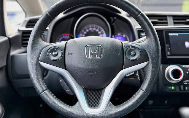 imagem-https://www.socarrao.com.br/sc-vehicle-images-prod/4394952/1792442997258-5_114743.jpg