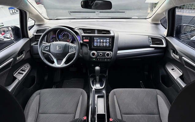 imagem-https://www.socarrao.com.br/sc-vehicle-images-prod/4394952/1792442997261-7_114743.jpg