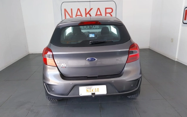 imagem-https://www.socarrao.com.br/sc-vehicle-images-prod/4394965/1792773785005-Yxe90lCjAatzT5ORQHtTUfWHkOIY0Wh9.jpg
