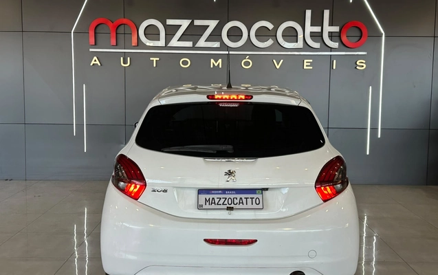 imagem-https://www.socarrao.com.br/sc-vehicle-images-prod/4394968/1792443130523-003_b78357089686fe8fe14a6a844733d3d3.jpg