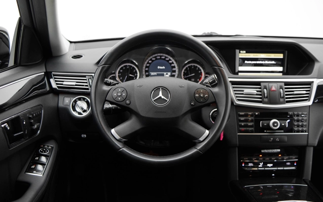 imagem-https://www.socarrao.com.br/sc-vehicle-images-prod/4394982/1792605839473-9c9fc108-58b2-4e7b-bcb1-0e9af6276ade.jpg