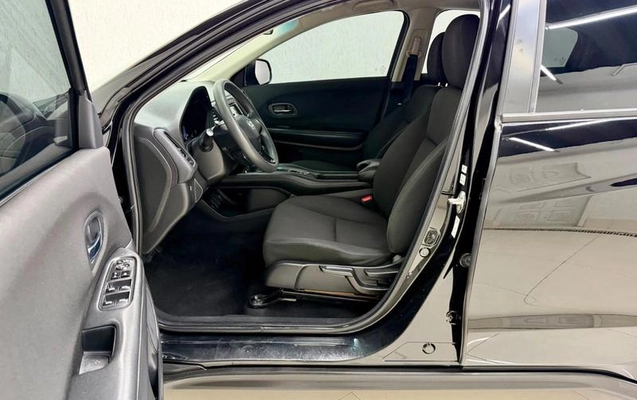 imagem-https://www.socarrao.com.br/sc-vehicle-images-prod/4395163/1792445561894-8586160_14_B_9b45d23b8f.jpeg