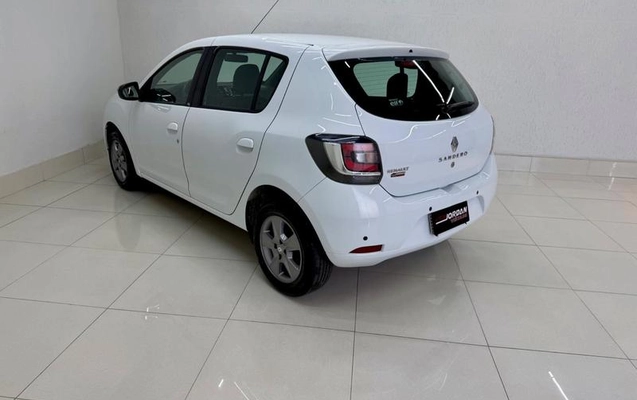 imagem-https://www.socarrao.com.br/sc-vehicle-images-prod/4395184/1792445701460-8586181_8_B_7afb45d031.jpeg