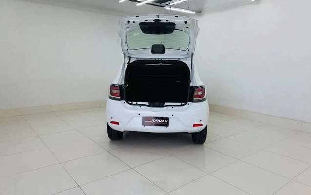 imagem-https://www.socarrao.com.br/sc-vehicle-images-prod/4395184/1792445701479-8586181_10_B_b5b47b350e.jpeg