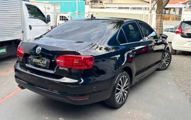 imagem-https://www.socarrao.com.br/sc-vehicle-images-prod/4395187/1792444614491-gb-f0dff8a.jpeg