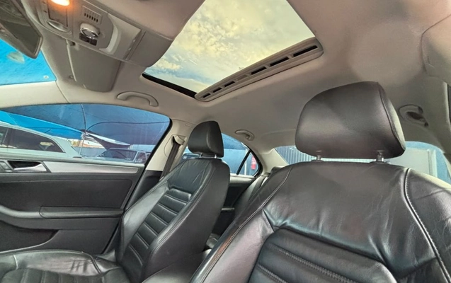 imagem-https://www.socarrao.com.br/sc-vehicle-images-prod/4395187/1792444614501-gb-7c45a96.jpeg