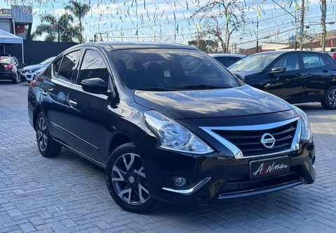 Nissan VERSA 2016 Preto — foto 1 de 3