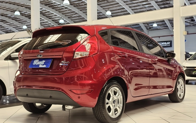 imagem-https://www.socarrao.com.br/sc-vehicle-images-prod/4395377/1792445661478-1_053935.jpg