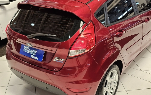 imagem-https://www.socarrao.com.br/sc-vehicle-images-prod/4395377/1792445661480-1_053937.jpg