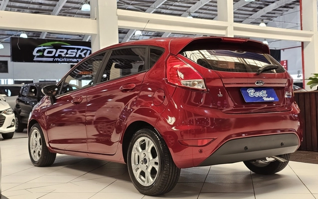 imagem-https://www.socarrao.com.br/sc-vehicle-images-prod/4395377/1792445661485-1_053942.jpg