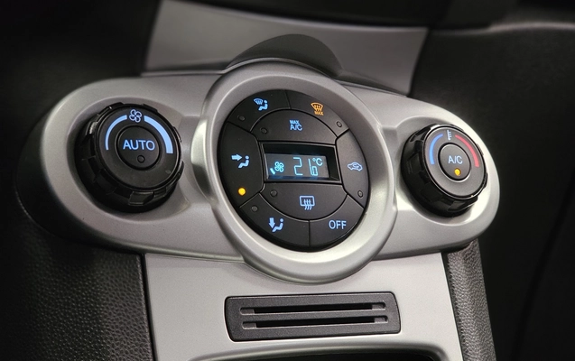 imagem-https://www.socarrao.com.br/sc-vehicle-images-prod/4395377/1792445661497-1_053955.jpg