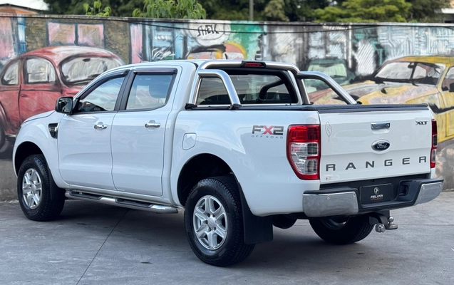 imagem-https://www.socarrao.com.br/sc-vehicle-images-prod/4395429/1792446050716-9a4cd607108646899ce84704b1b2a660_1792445299855.jpg