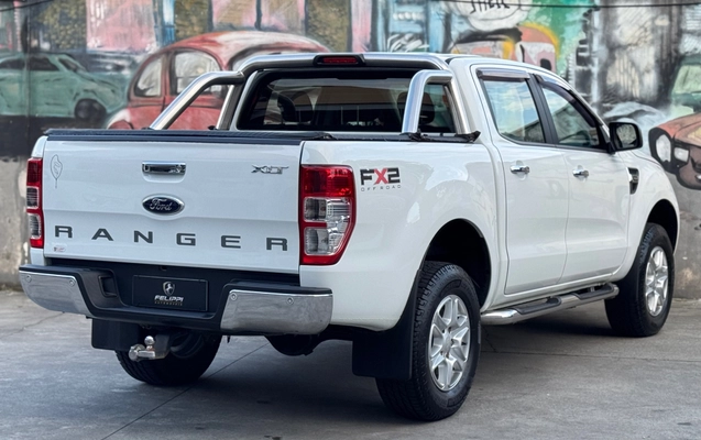 imagem-https://www.socarrao.com.br/sc-vehicle-images-prod/4395429/1792446050718-df626db9b18643819a00c2d30dfeb7ef_1792445299866.jpg