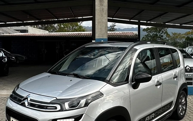 imagem-https://www.socarrao.com.br/sc-vehicle-images-prod/4395430/1792522802132-gb-12ec3b9.jpeg