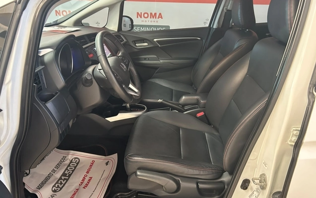 imagem-https://www.socarrao.com.br/sc-vehicle-images-prod/4395446/1792446161679-L6yjZkg53DOuvpFpgOojeAD2N9C6Za0y.jpg
