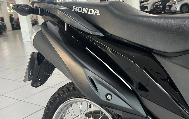 imagem-https://www.socarrao.com.br/sc-vehicle-images-prod/4395466/1792533334736-8584195_6_B_714c2e1084.jpeg
