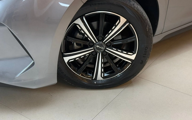 imagem-https://www.socarrao.com.br/sc-vehicle-images-prod/4395555/1792447358128-003_8ed1e5c224517e6df4f395e2cae69a03.jpg